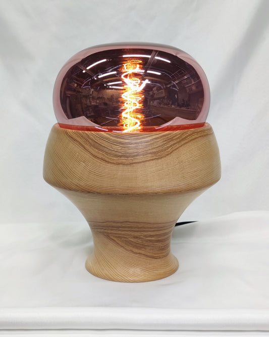 Grande lampe en Frêne massif avec ampoule LED vintage - modèle unique