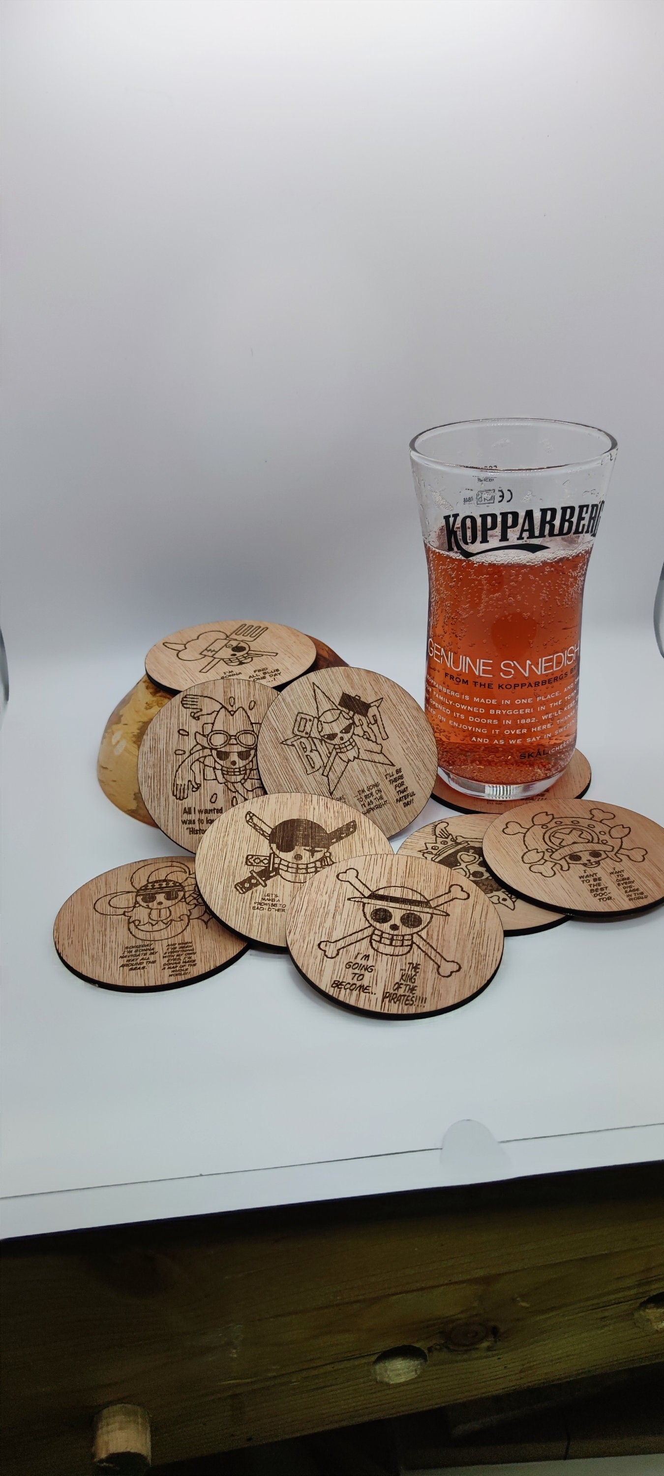 Sous-verre en bois One Piece - Lot de 9
